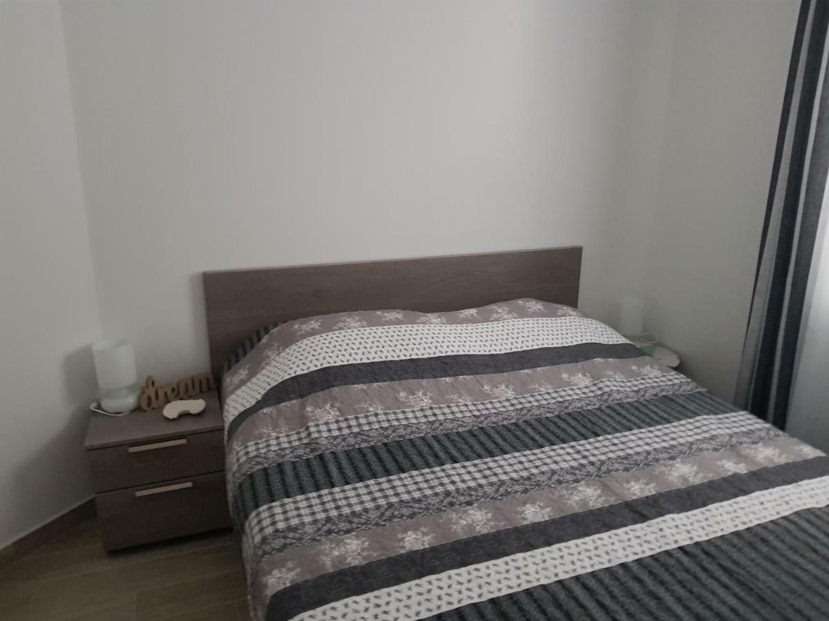 Apartmán Steffano Karlobag Exteriér fotografie