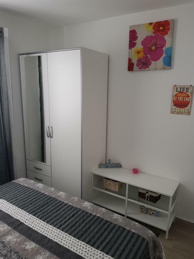 Apartmán Steffano Karlobag Exteriér fotografie
